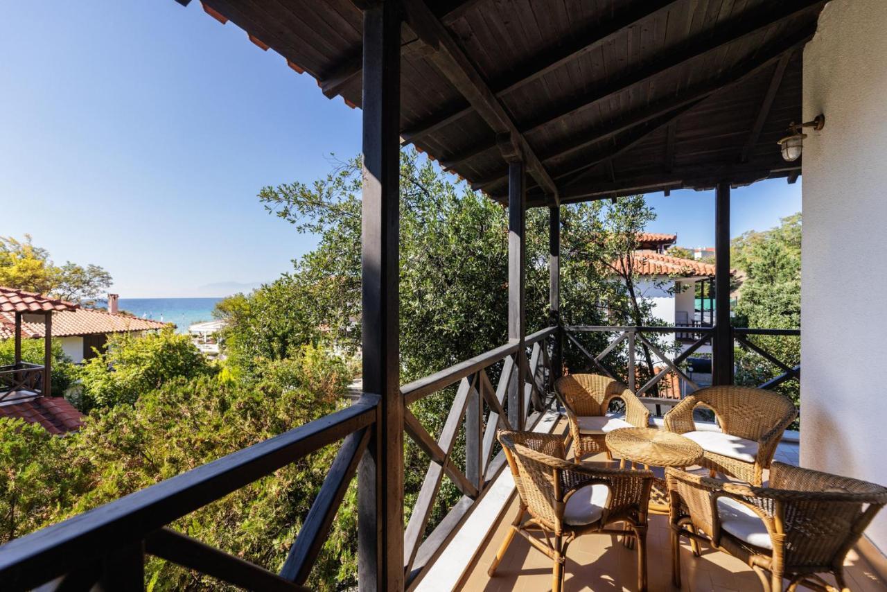 Beach Front Vintage Villa Kalliktratis Nea Kallikrateia Eksteriør billede